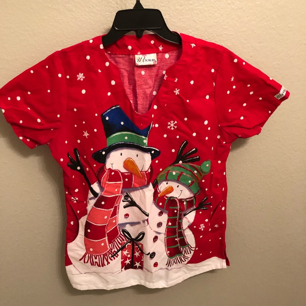 Frosty scrub top
